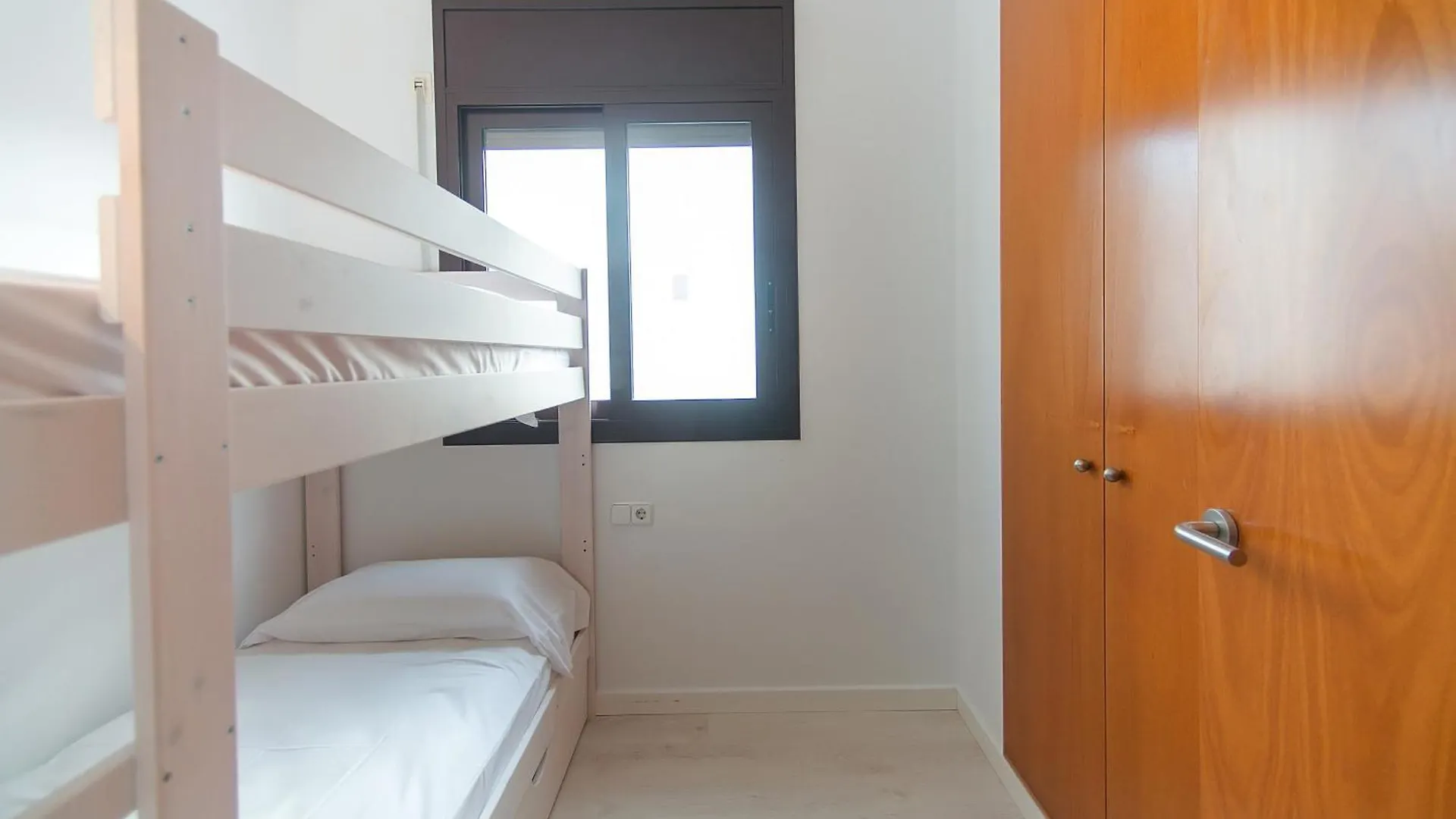 ס'אגארו Welcs Apartamento 189 Pda Con Piscina Comunitaria 0*,